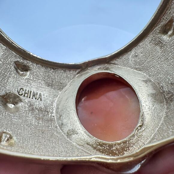 Amedeo 14k gold plated black enamel genuine carved shell cameo bangle bracelet - Picture 6 of 9